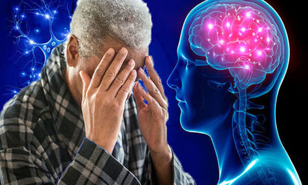 آلزایمر از چه کسی به فرزند منتقل می‌شود؟ پدر یا مادر؟
