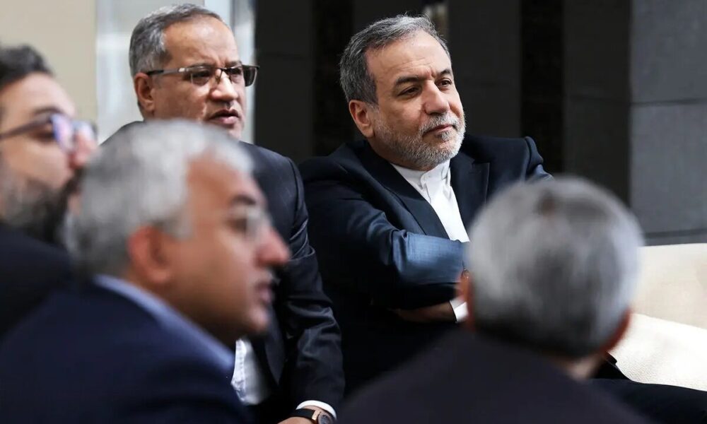 عراقچی: فضای مذاکرات مسقط کاملا جدی و کاری بود