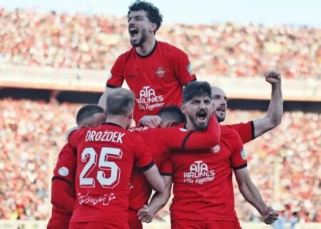 فدراسیون جشن قهرمانی تراکتور را خراب کرد!