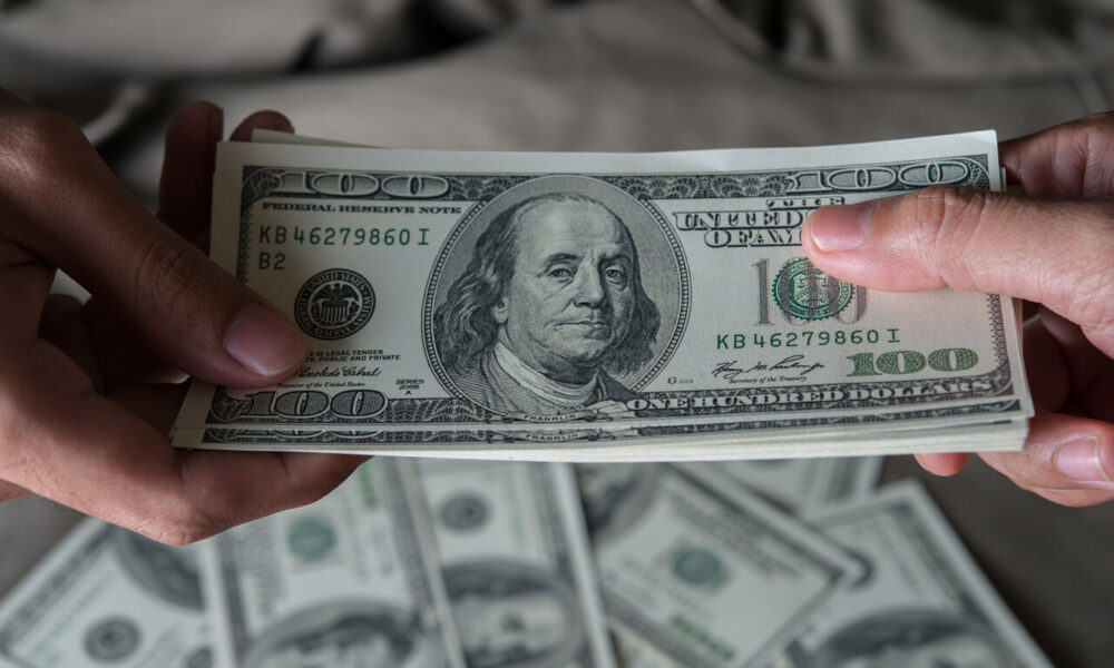 قیمت دلار امروز دوشنبه ۸ اردیبهشت ۱۴۰۴