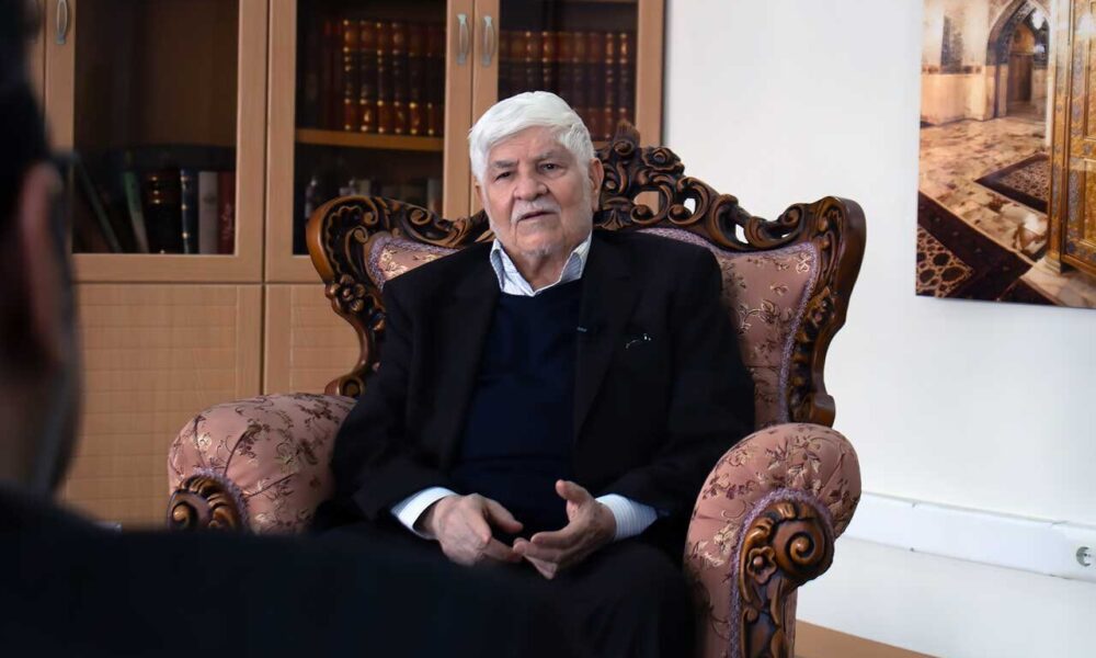 صدای محمد هاشمی درآمد؛ چرا نمی‌گویید در بندر چه اتفاقی افتاد؟