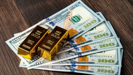 آخرین قیمت طلا، سکه و دلار تا پیش از امروز ۱۵ اردیبهشت