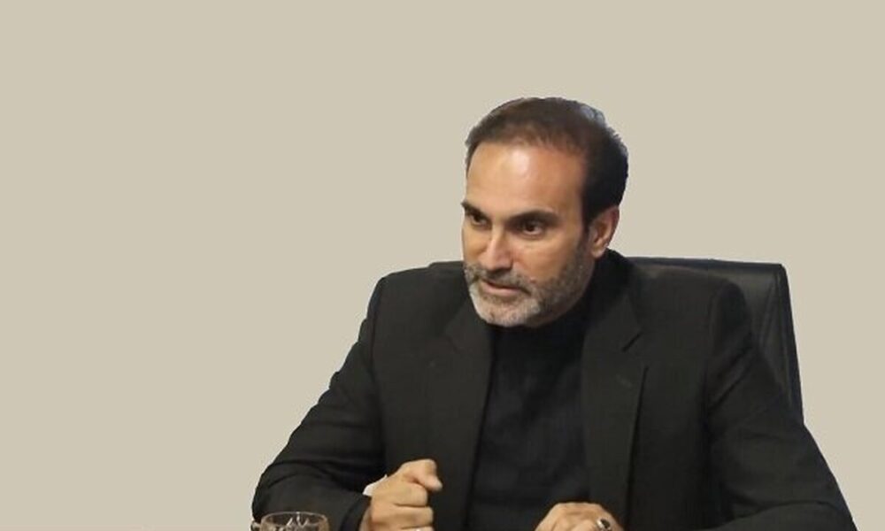 اقتصاد حاضر؛ وزیر غایب