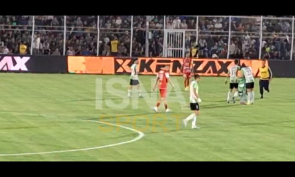 جیمی‌جامپ خردسال و مامور انتظامی مهاجم پرسپولیس را عصبانی کردند +ویدیو