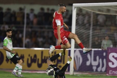زنده‌ماندن امید سهمیه با کامبک بزرگ؛ پرسپولیس خوش و خرم از خرم‌آباد بازگشت