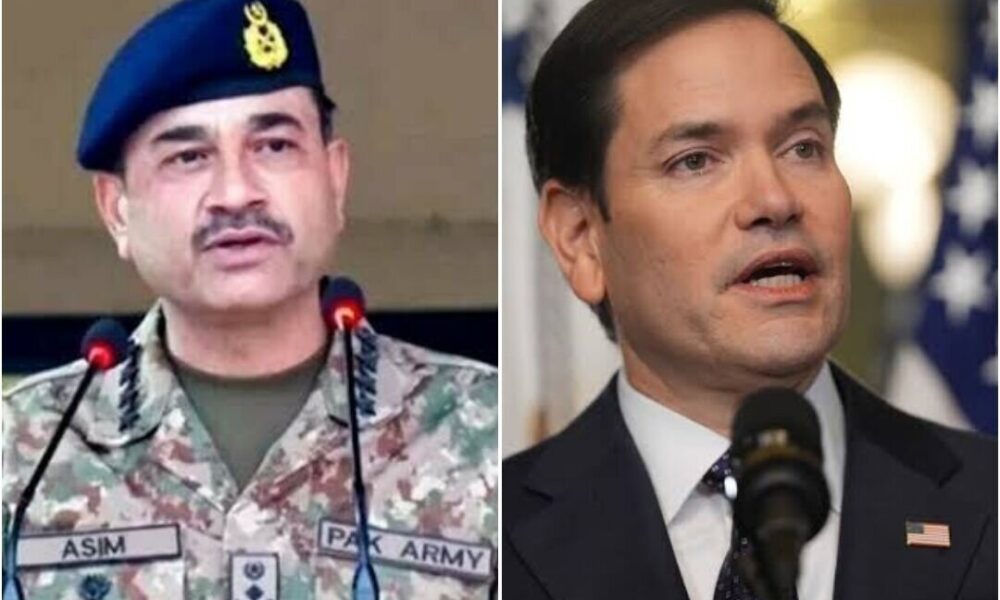 گفت‌ وگوی تلفنی وزیر خارجه آمریکا با فرمانده ارتش پاکستان درباره تنش‌ها با هند