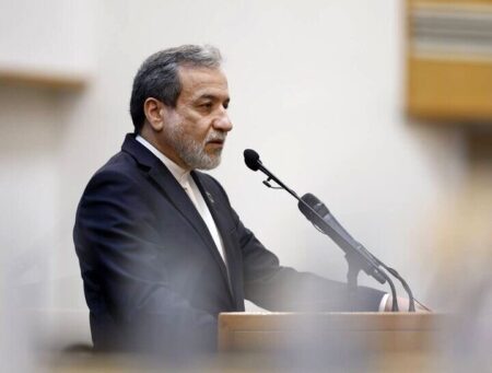 از نظر ما غنی‌سازی باید ادامه یابد و جای مصالحه نیست