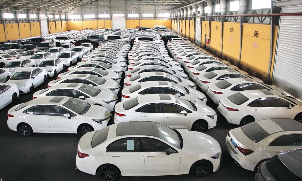 واردات خودرو و تلفن همراه مشمول دریافت ضمانت‌نامه بانکی شد