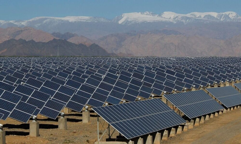 مراحل احداث نیروگاه خورشیدی در ۱۸ ماه