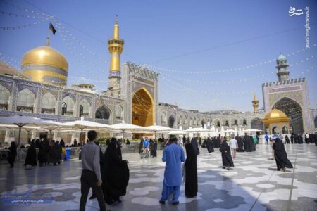 عکس/ پرچم گنبد رضوی به رنگ سیاه درآمد