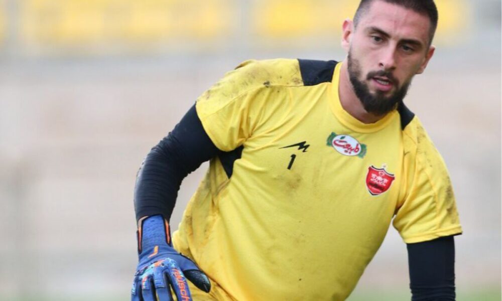 دروازه‌بان پرسپولیس آنفالو کرد و رفت!