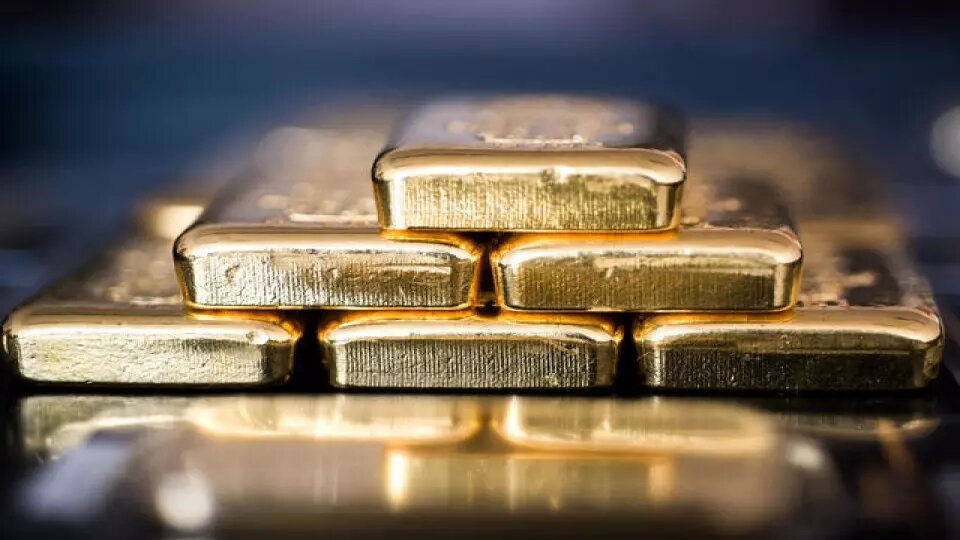 نوسان بازار طلا تحت تأثیر تنش‌های تجاری / افزایش قیمت طلا در بازار جهانی