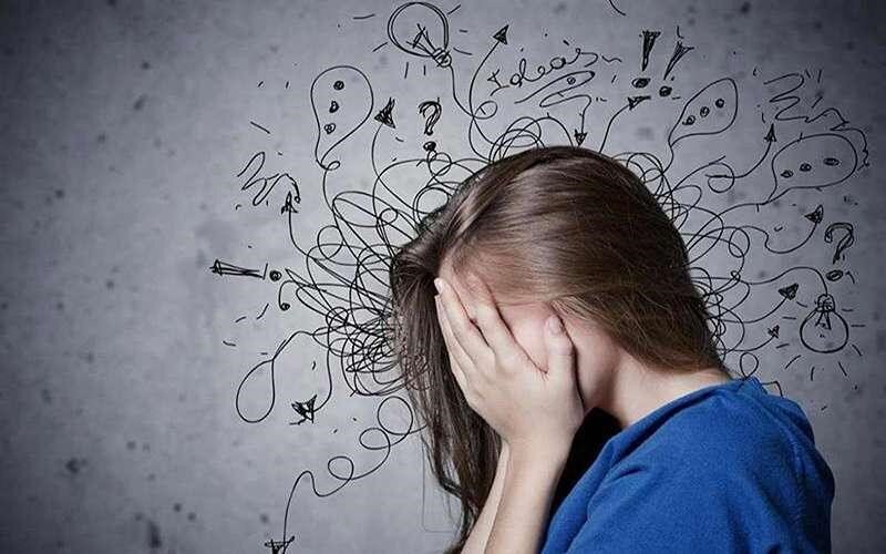 مبارزه با هجوم افکار منفی/ چگونه فکر و ذهنمان را مدیریت کنیم؟