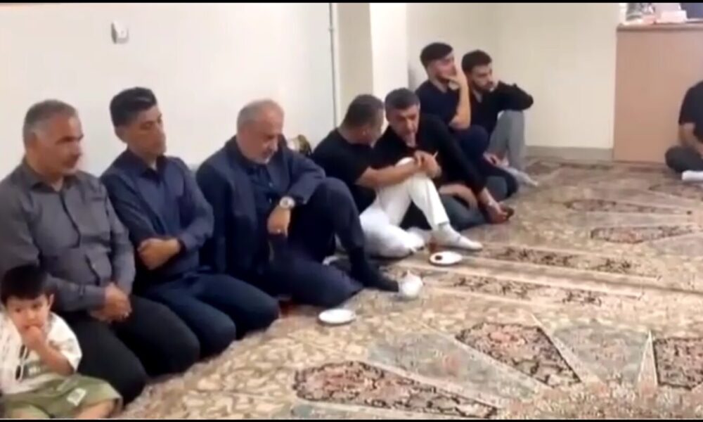 مدافع و مدیرعامل پرسپولیس در مراسم یادبود الهه حسین‌نژاد +ویدیو