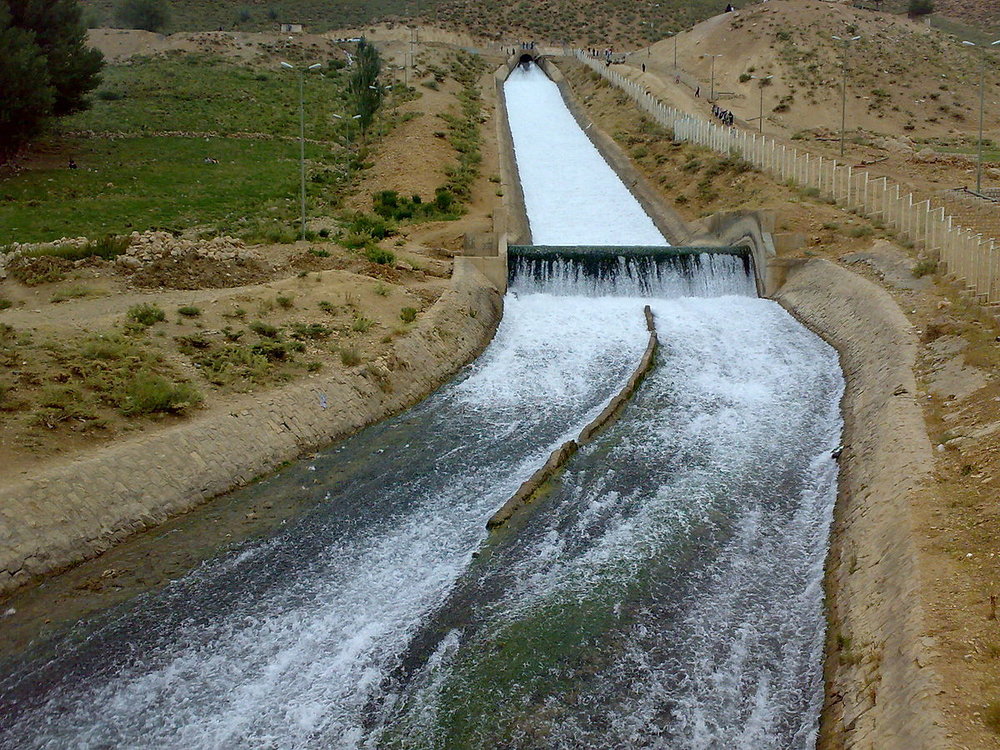 کشت محصولات آب‌بر در سرزمین تشنه