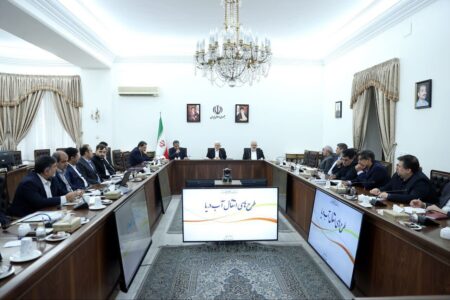 اجرای طرح‌های انتقال آب دریا؛ اولویت اول دولت در سال جاری