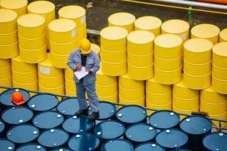 صعود قیمت جهانی نفت به دنبال تجاوز رژیم صهیونیستی به ایران