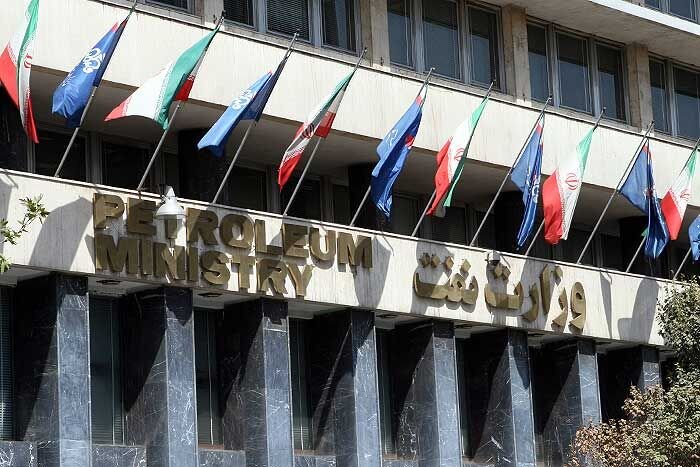 وزارت نفت: شرایط انبار نفت شهران تحت کنترل است