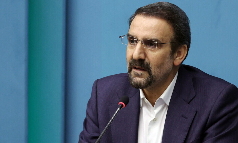 سنایی: هر گونه آغاز مذاکره، از پاسخ قاطع به متجاوز می گذرد