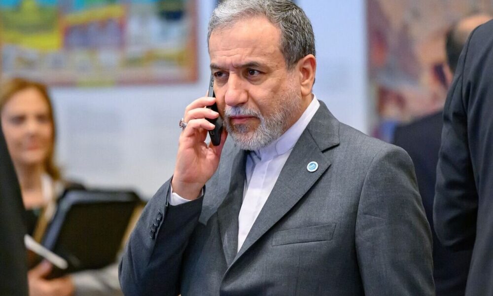 عراقچی: گروسی حملات غیرقانونی اسرائیل و آمریکا به سایت‌های هسته‌ای ایران را تسهیل کرد