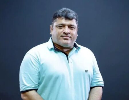 پیشکسوت پرسپولیس: کارتال جسارت را از ساپینتو یاد بگیرد/ یکی از این دو نفر سرمربی قرمزها شود