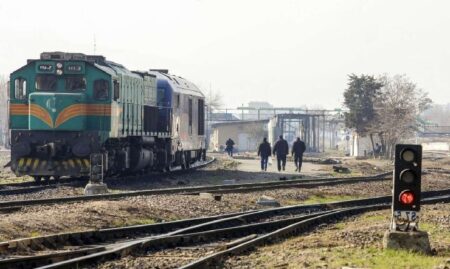 زمان فروش بلیت قطارهای اربعین در تیر ماه اعلام شد