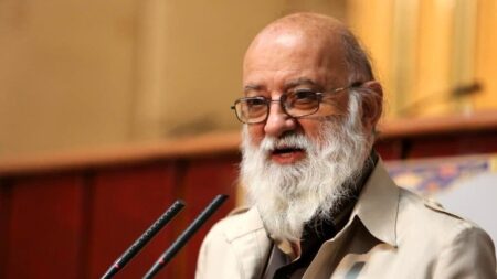 ماجرای استفاده از پناهگاه‌های قابل انتقال در تهران چه بود؟/ چمران پاسخ داد