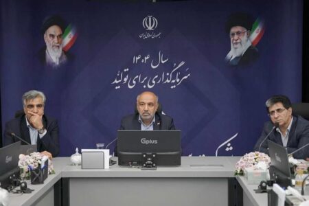 با مدیریت سیاسی نمی توان اقتصاد را مدیریت کرد