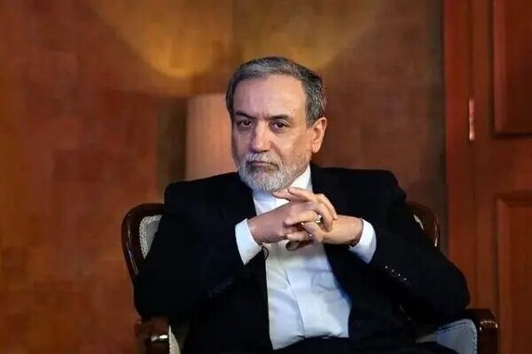 عراقچی: آمریکایی‌ها به میز مذاکره و دیپلماسی خیانت کردند