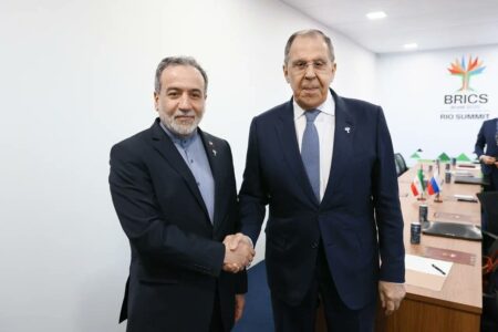 میزبانی چین از دیدار آتی عراقچی و لاوروف