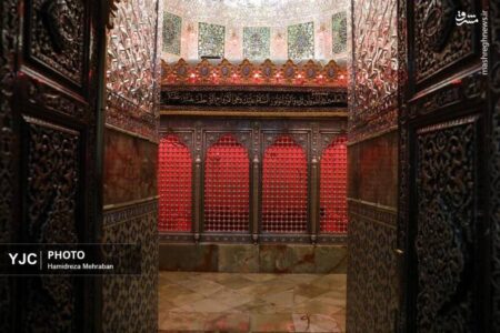 عکس/ آیین غبارروبی ضریح مطهر امامزاده صالح(ع)