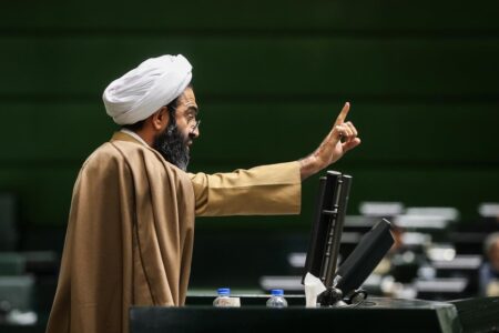 زیر سؤال بردن پروژه انتقال آب ماندگان، خلاف انسجام ملی است