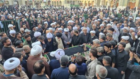 مراسم تشییع پیکر آیت‌الله نعیم‌آبادی در قم برگزار شد