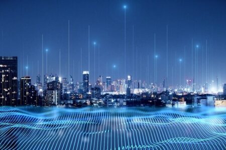 رئیس کمیسیون اروپا خواستار تعدیل تجارت با چین شد