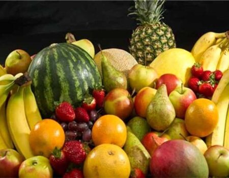 روند تولید و عرضه میوه‌های سردسیری و خشک در بازار با ثبات و بدون کمبود