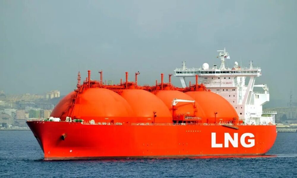 کاهش واردات LNG چین، نقشه جریان انرژی آسیا در ۲۰۲۵ را تغییر می‌دهد