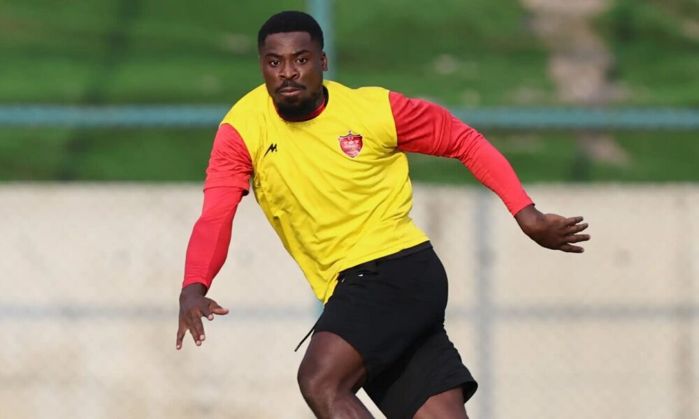 مدافع سرشناس فوتبال جهان با پرسپولیس توافق کرد