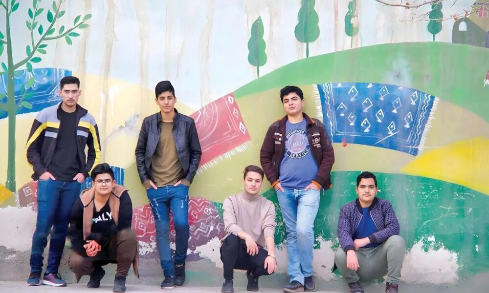 با این ۵ حرکت نوجوانان را در تاب آوری در بحران‌ها کمک کنید