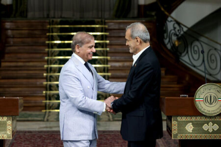 روابط تهران و اسلام‌آباد قوت بیشتری می‌گیرد