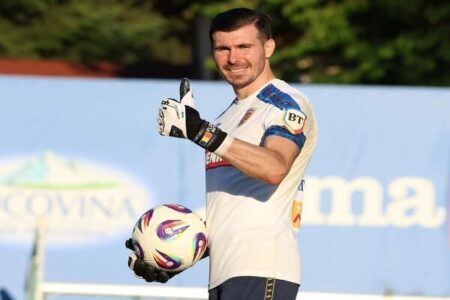 گزینه جدید دروازه استقلال؛ در جمع آبی‌ها جایی برای پیرمردها «هست»