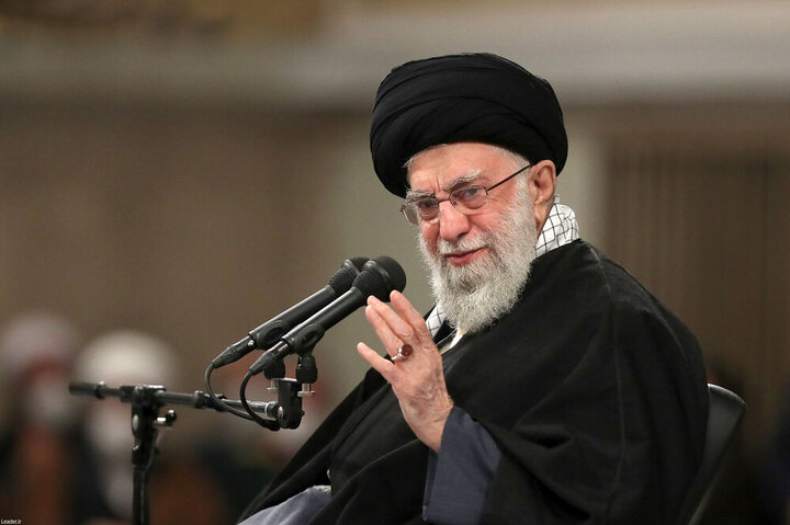 به کوری دشمن، «ایران» را به اوج ترقی و افتخار خواهیم رساند