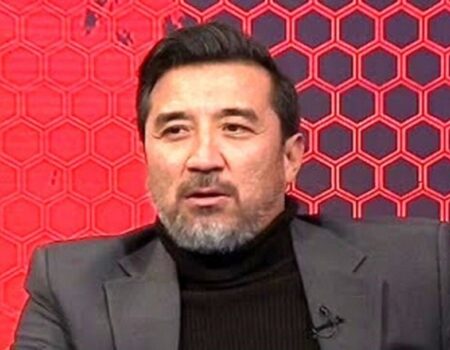 خداداد عزیزی درباره محرومیت بیرانوند: دروازه‌بان خارجی می‌گیریم