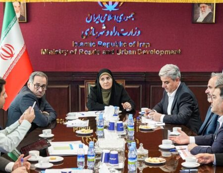 افزایش پروازهای ویژه اربعین با صدور مجوزهای بیشتر از عراق در دستورکار وزارت راه