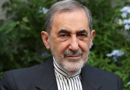 گفت‌وگوی تلفنی ولایتی با نوری المالکی درباره تحولات منطقه و تأکید بر حمایت از جبهه مقاومت