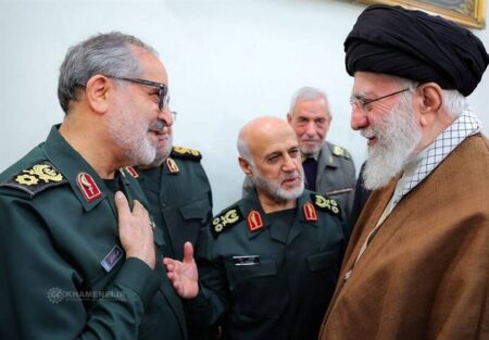 گفت‌وگوی شهید شادمانی با رهبری انقلاب بعد از آخرین اعطای درجه