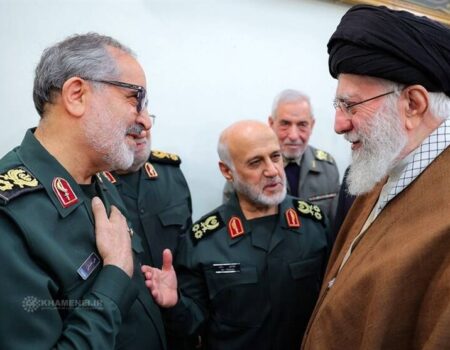 گفت‌وگوی شهید شادمانی با رهبری انقلاب بعد از آخرین اعطای درجه