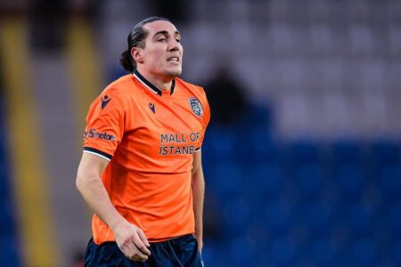 خریدهای پر سروصدای سپاهان تمامی ندارد؛ رونمایی از یک شاه‌ماهی جدید