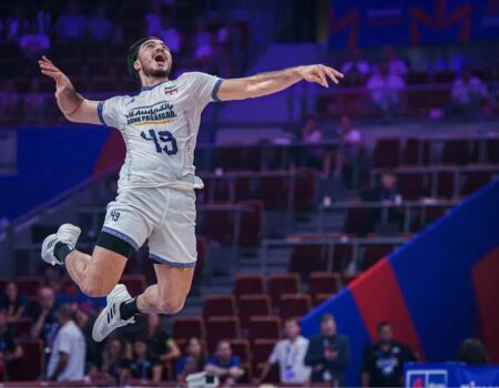 شوک به والیبال جهان؛ کاپیتان تیم دختران مرد از آب درآمد!