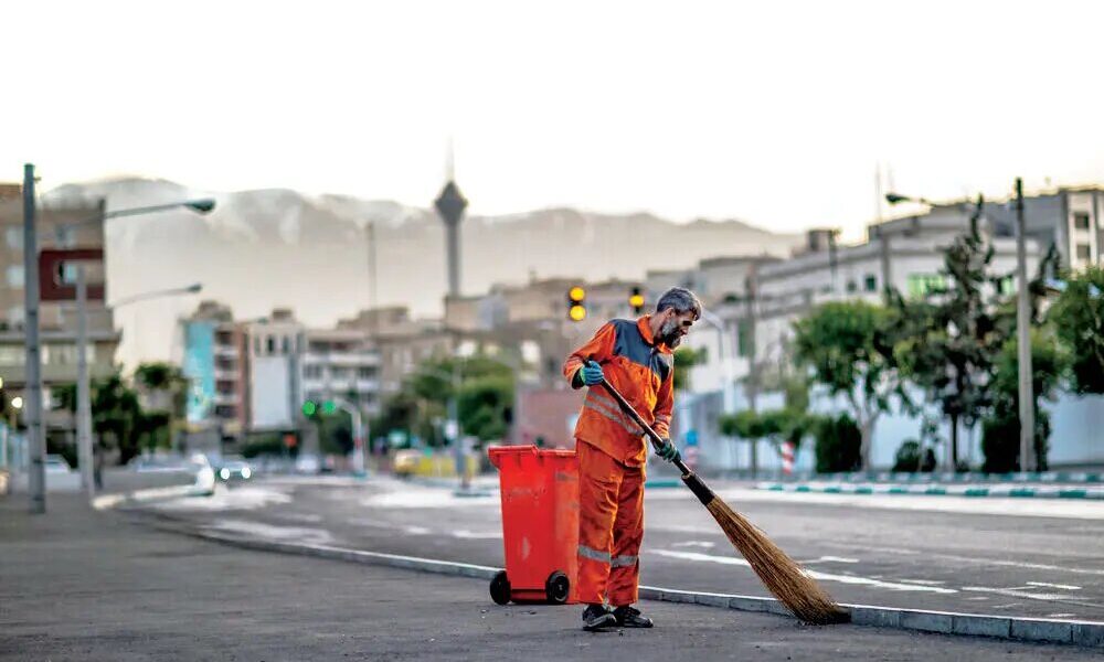 ۵۰۰۰ افغان‌ اخراج شدند، شهرداری فلج شد و خیابان‌ها کثیف ماند!