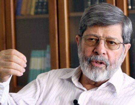 حوزه سلامت تهدید می‌شود؛ دیگر پای محرومان به مطب هم نمی‌رسد!